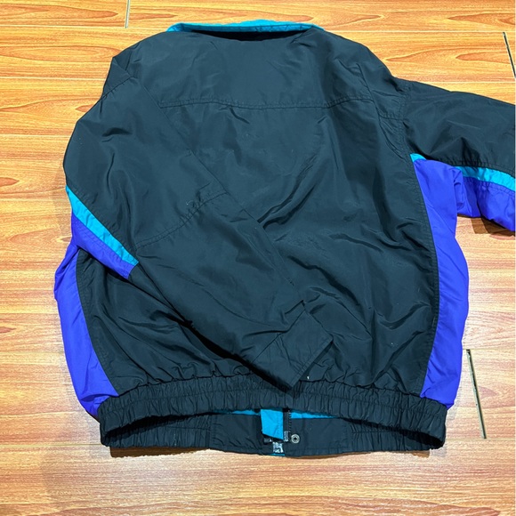 VINTAGE COLUMBIA JACKET - Picture 9 of 11